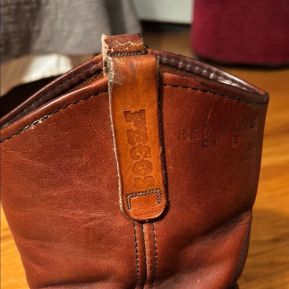 Red Wing Shoes Brown Leather Boots Classic Design - Picture 2 of 7